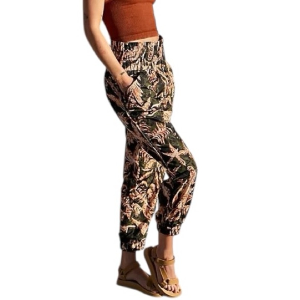 Free People Movement Tropical Print High-Waisted Smocked Joggers Size XS New